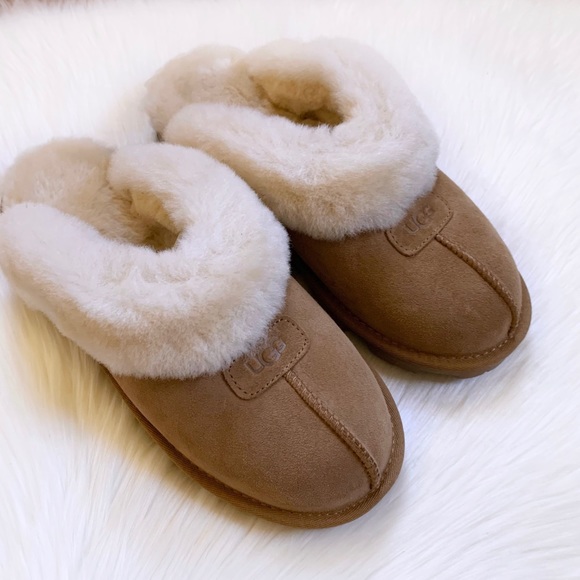 UGG Coquette Chestnut Slippers - Picture 5 of 7